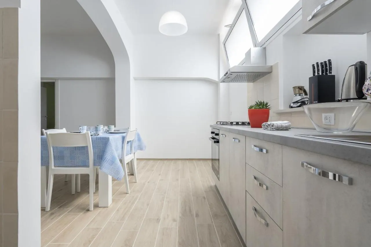 Апартаменты Casa Ecate Марина-ди-Рагуза Италия